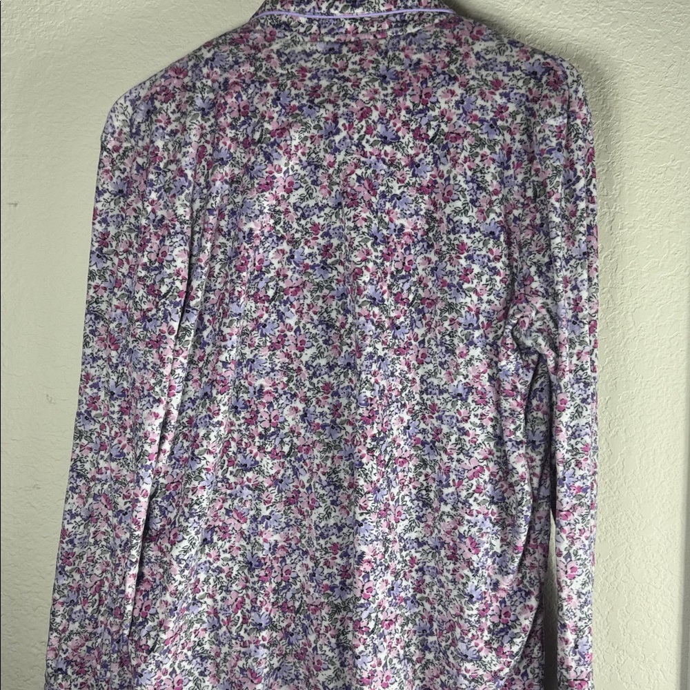 Secret Treasures Lavender & Pink Floral Sleep‎ Top - Picture 5 of 7
